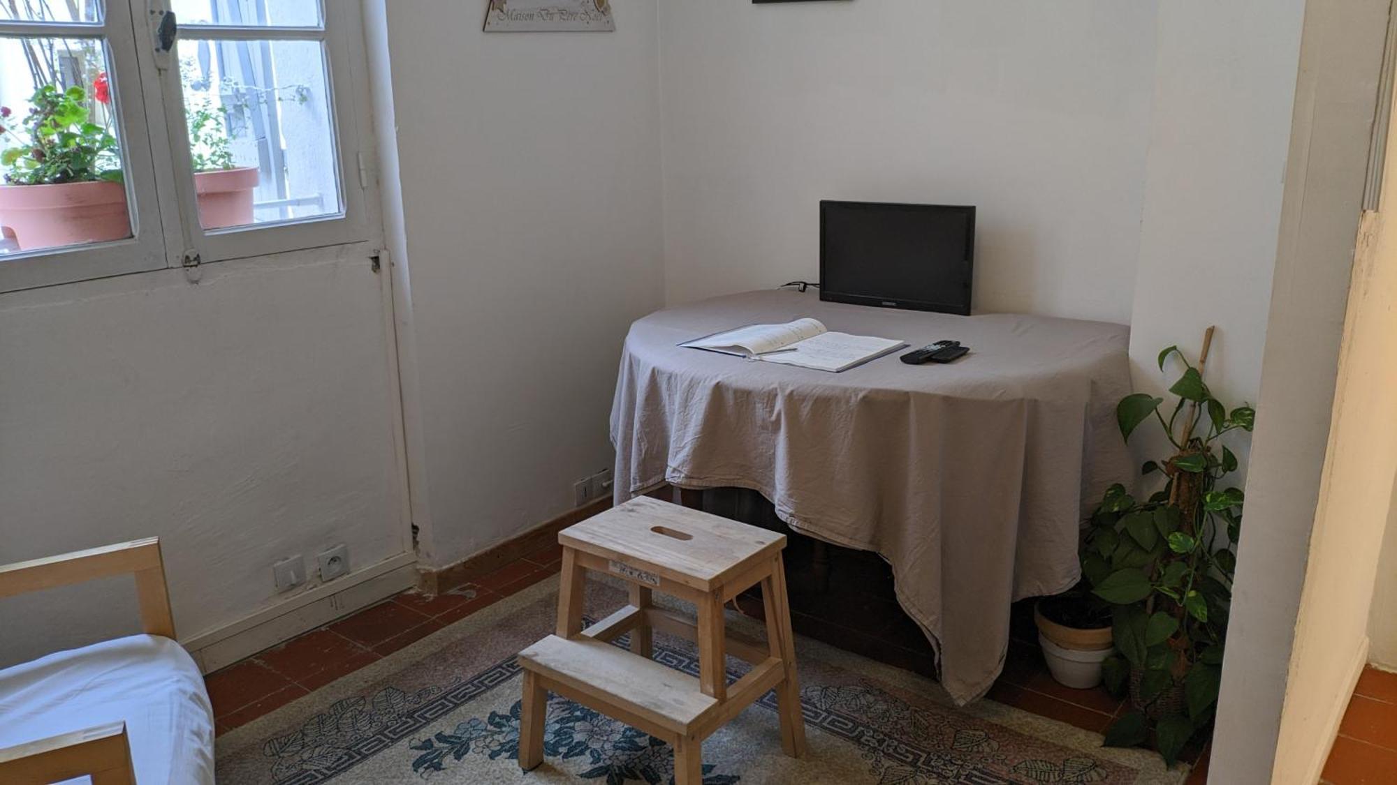Tiny House 3 Personnes Soeursgrises Beziers Centre Historique Coeur De L'Herault Capitale D'Occitanie Bagian luar foto